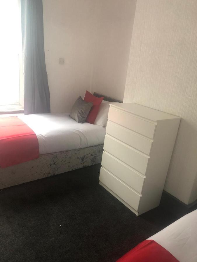 בלקפול Kirubash Central Pier Hotel מראה חיצוני תמונה